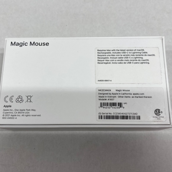 New Apple Magic Mouse‎ Model A1657 - Box is Open. - Picture 2 of 4
